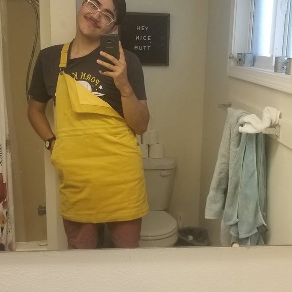 Meet your Posher, Matthew - Picture 3 of 5